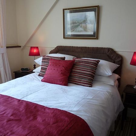 Cornerways Guest House ランディドノー エクステリア 写真