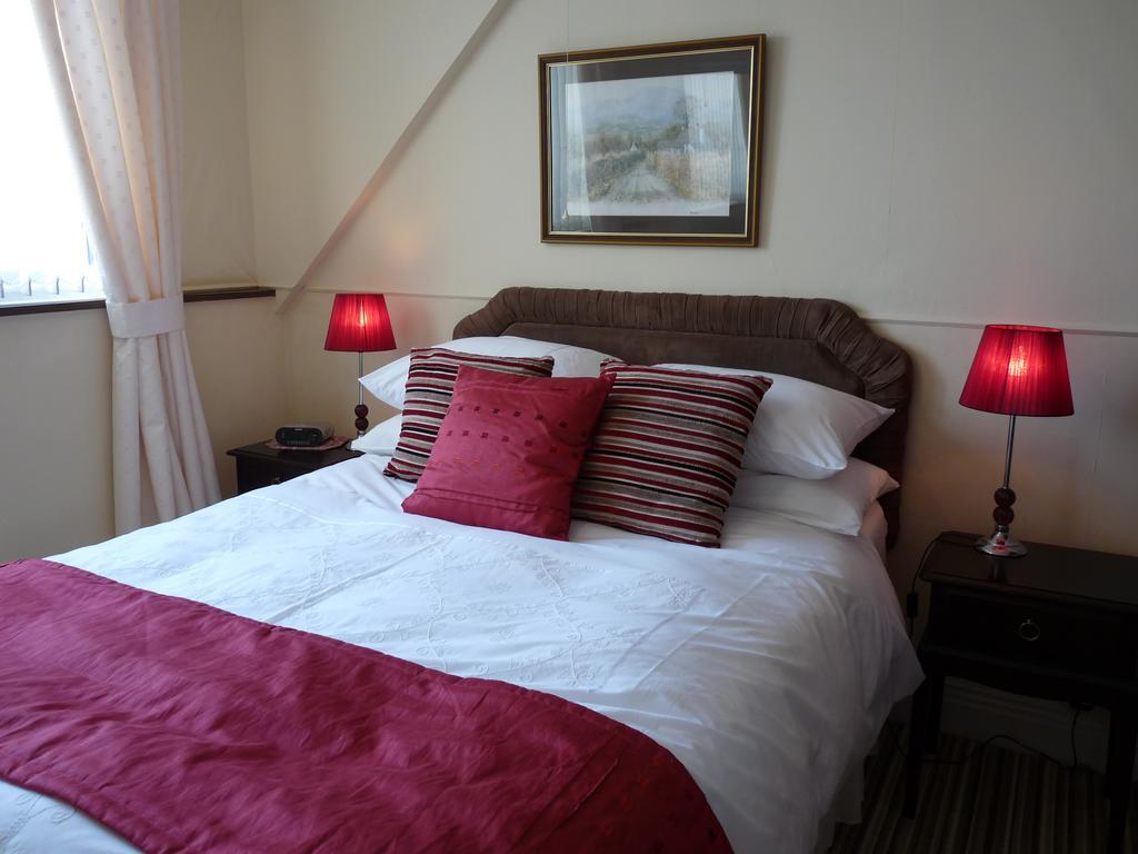 Cornerways Guest House ランディドノー エクステリア 写真