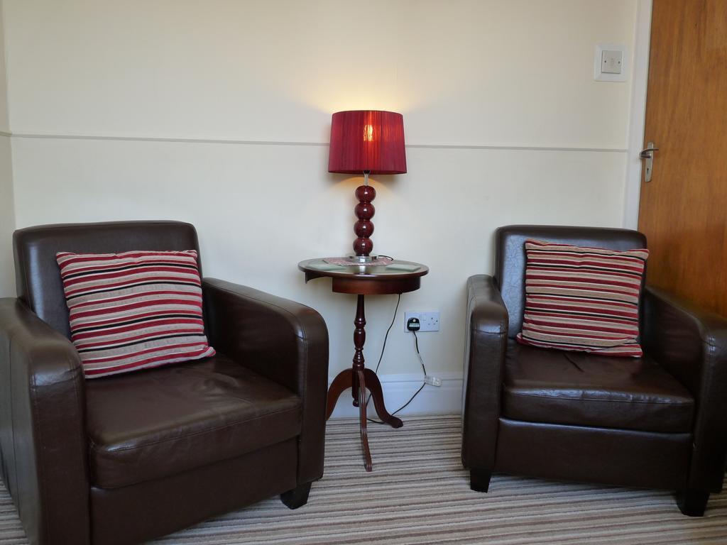Cornerways Guest House ランディドノー エクステリア 写真