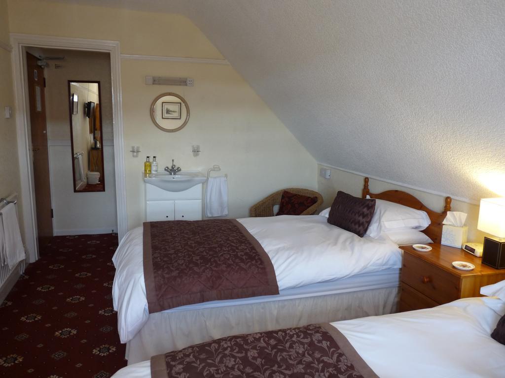 Cornerways Guest House ランディドノー エクステリア 写真
