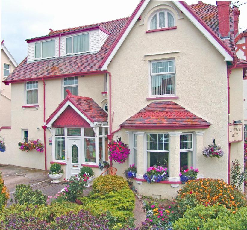Cornerways Guest House ランディドノー エクステリア 写真
