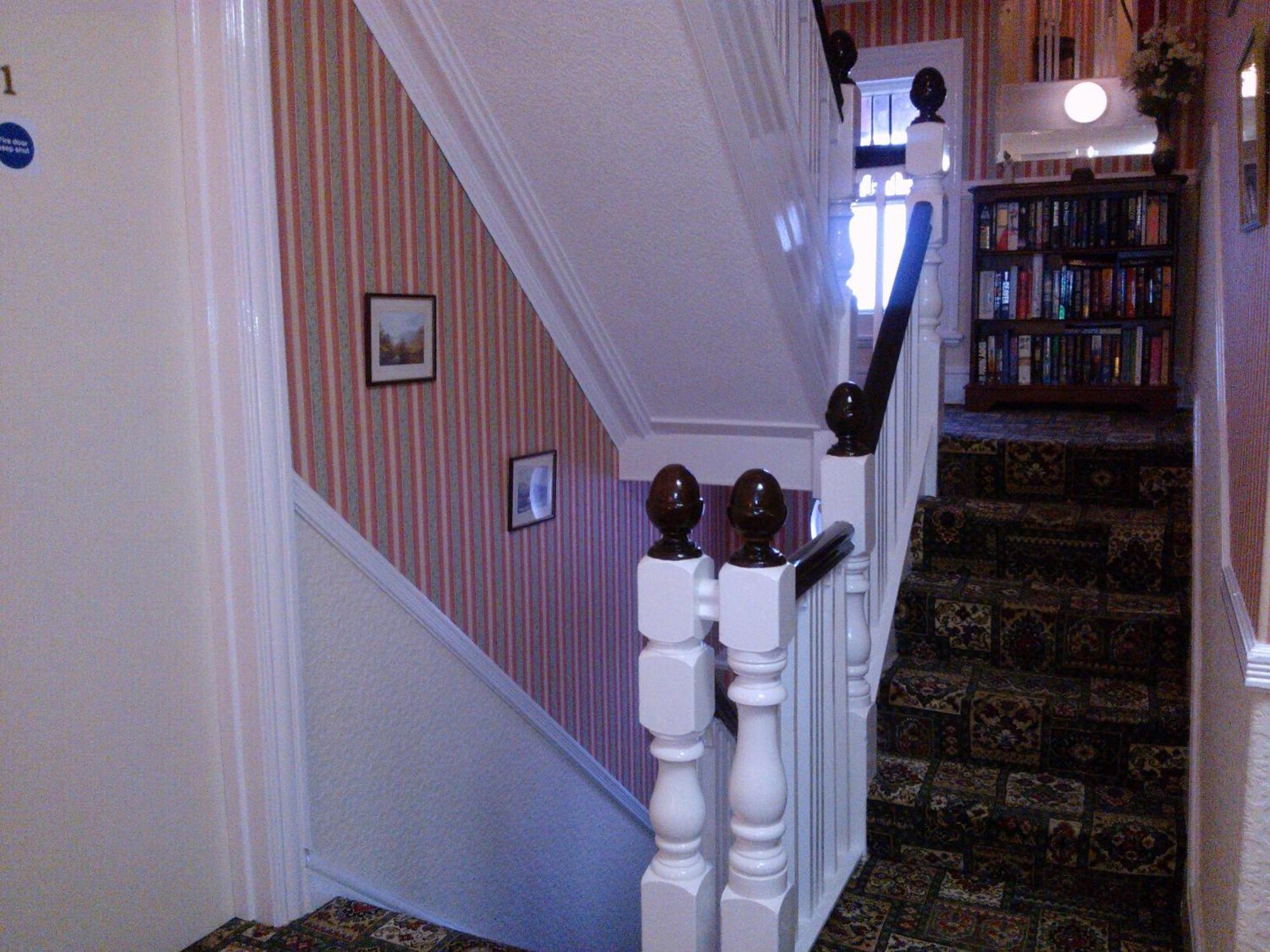 Cornerways Guest House ランディドノー エクステリア 写真